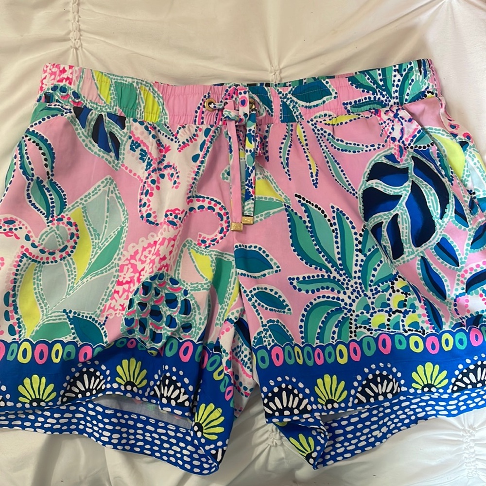 Soft/flowy Lilly Shorts 💗